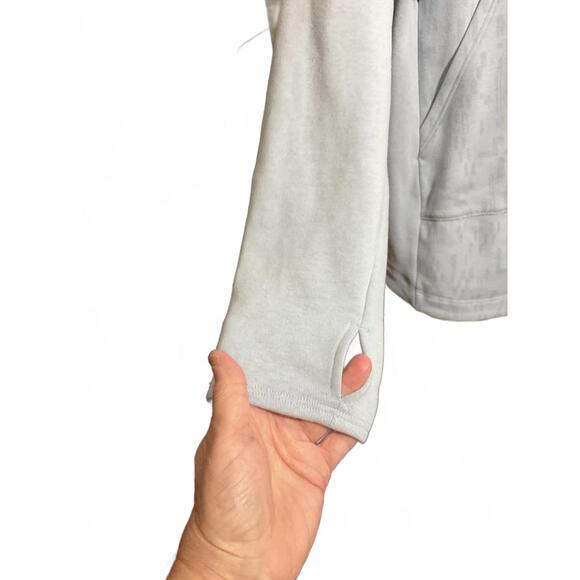 Title Nine Women's XL Light Blue Pullover Sweatshirt Hoodie XL - Picture 8 of 14